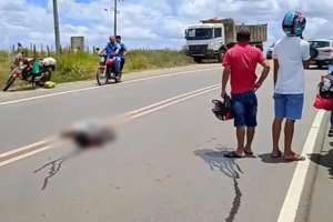 Motociclista morre após colisão com caçamba em Arapiraca | Internauta